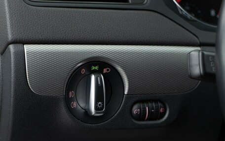 Volkswagen Jetta VI, 2016 год, 1 577 077 рублей, 17 фотография