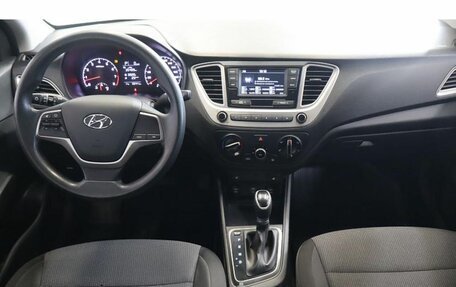 Hyundai Solaris II рестайлинг, 2019 год, 1 298 000 рублей, 11 фотография