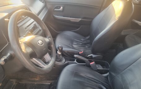 KIA Rio III рестайлинг, 2014 год, 360 000 рублей, 18 фотография