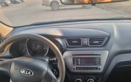 KIA Rio III рестайлинг, 2014 год, 360 000 рублей, 22 фотография