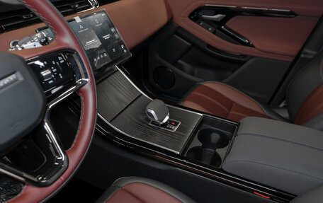 Land Rover Range Rover Evoque II, 2025 год, 6 050 000 рублей, 16 фотография