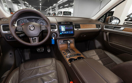 Volkswagen Touareg III, 2013 год, 2 440 000 рублей, 7 фотография