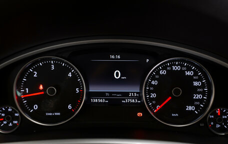 Volkswagen Touareg III, 2013 год, 2 440 000 рублей, 11 фотография