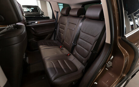 Volkswagen Touareg III, 2013 год, 2 440 000 рублей, 12 фотография