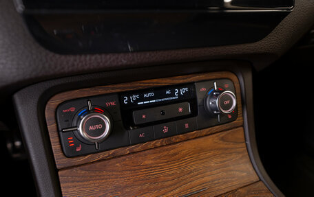 Volkswagen Touareg III, 2013 год, 2 440 000 рублей, 20 фотография