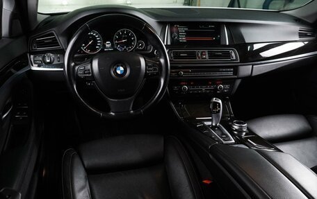 BMW 5 серия, 2014 год, 2 399 000 рублей, 6 фотография