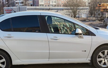 Peugeot 408 I рестайлинг, 2016 год, 680 000 рублей, 3 фотография