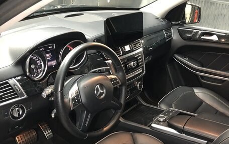 Mercedes-Benz GL-Класс, 2013 год, 3 000 000 рублей, 16 фотография