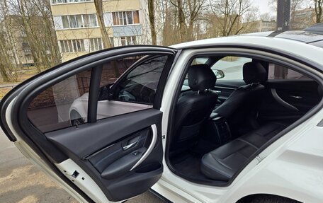 BMW 3 серия, 2018 год, 2 100 000 рублей, 11 фотография