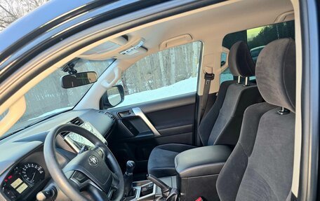 Toyota Land Cruiser Prado 150 рестайлинг 2, 2021 год, 5 449 000 рублей, 11 фотография