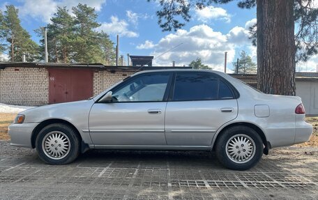 Toyota Corolla, 2001 год, 385 000 рублей, 5 фотография