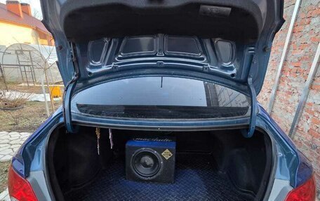 Hyundai Solaris II рестайлинг, 2011 год, 800 000 рублей, 2 фотография