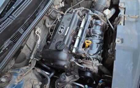 Hyundai Solaris II рестайлинг, 2011 год, 800 000 рублей, 3 фотография