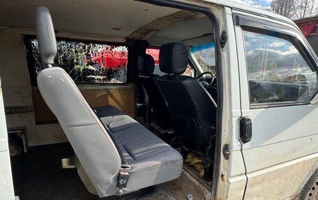 Volkswagen Transporter T4, 2001 год, 390 000 рублей, 8 фотография