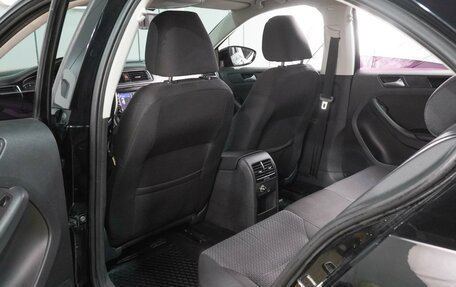 Volkswagen Jetta VI, 2012 год, 999 000 рублей, 11 фотография