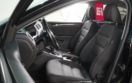 Volkswagen Jetta VI, 2012 год, 999 000 рублей, 10 фотография