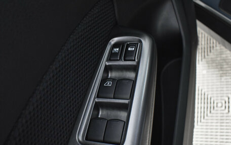 Subaru Forester, 2011 год, 890 000 рублей, 16 фотография