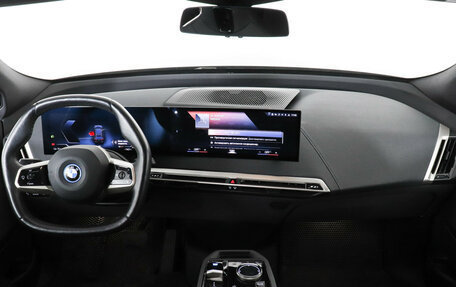 BMW iX, 2022 год, 5 500 000 рублей, 10 фотография