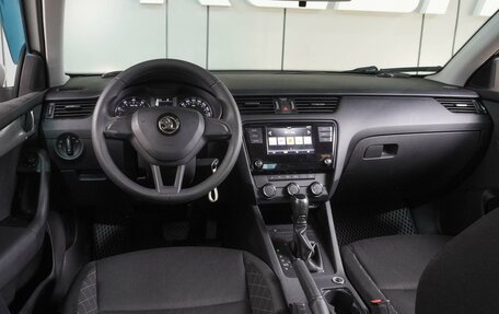 Skoda Octavia, 2017 год, 1 339 000 рублей, 6 фотография