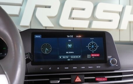 Hyundai Elantra, 2021 год, 1 999 000 рублей, 13 фотография