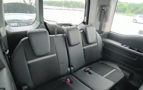 Honda Stepwgn IV, 2015 год, 1 900 000 рублей, 6 фотография