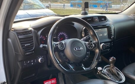 KIA Soul II рестайлинг, 2016 год, 1 350 000 рублей, 6 фотография