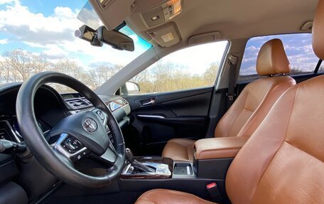 Toyota Camry, 2017 год, 2 490 000 рублей, 9 фотография