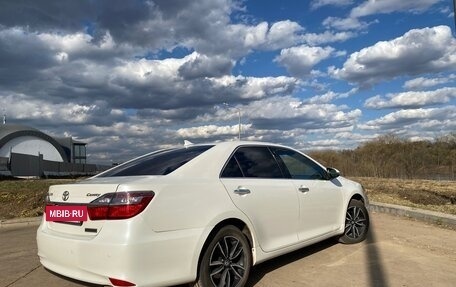 Toyota Camry, 2017 год, 2 490 000 рублей, 6 фотография