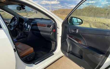 Toyota Camry, 2017 год, 2 490 000 рублей, 17 фотография