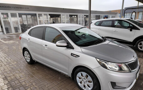 KIA Rio III рестайлинг, 2014 год, 1 000 000 рублей, 6 фотография