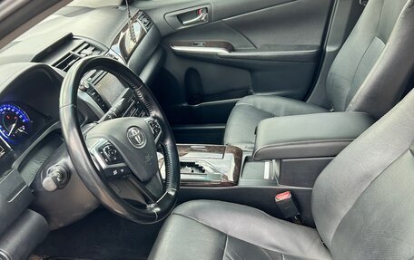 Toyota Camry, 2015 год, 1 899 999 рублей, 6 фотография