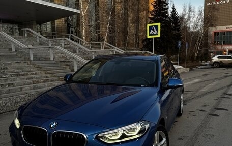 BMW 1 серия, 2020 год, 2 360 000 рублей, 2 фотография
