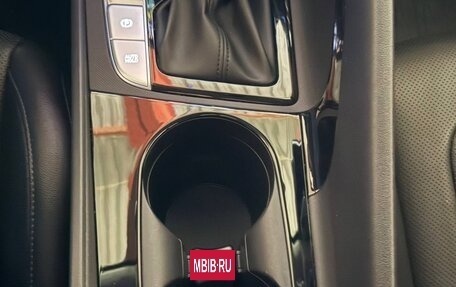 Hyundai Elantra, 2021 год, 2 490 000 рублей, 11 фотография