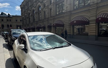 Opel Astra J, 2013 год, 925 000 рублей, 1 фотография