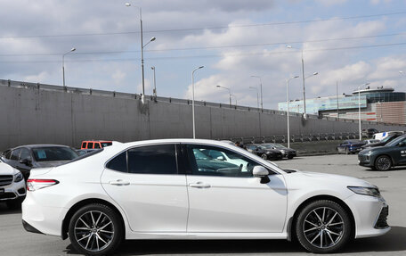 Toyota Camry, 2022 год, 3 689 000 рублей, 4 фотография