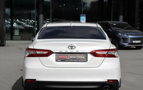 Toyota Camry, 2022 год, 3 689 000 рублей, 6 фотография