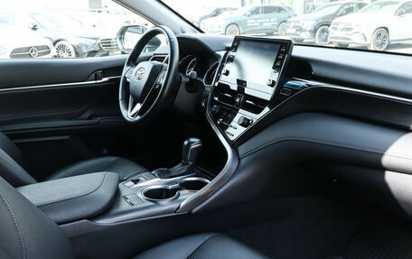 Toyota Camry, 2022 год, 3 689 000 рублей, 9 фотография