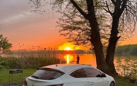 Opel Astra J, 2013 год, 925 000 рублей, 2 фотография