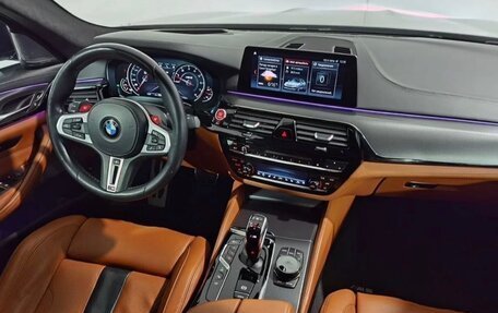 BMW M5, 2018 год, 6 400 000 рублей, 9 фотография