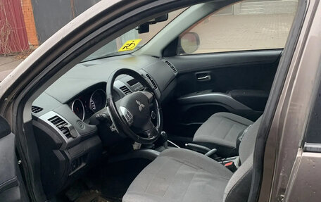 Mitsubishi Outlander III рестайлинг 3, 2012 год, 980 000 рублей, 4 фотография