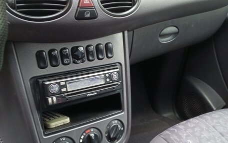 Mercedes-Benz A-Класс, 2002 год, 400 000 рублей, 2 фотография