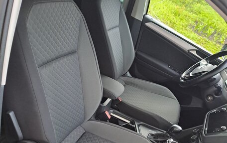 Volkswagen Tiguan II, 2019 год, 2 350 000 рублей, 5 фотография