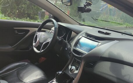 Hyundai Avante, 2012 год, 1 200 000 рублей, 10 фотография