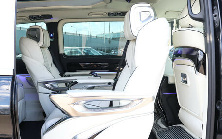 Mercedes-Benz V-Класс, 2024 год, 10 995 000 рублей, 19 фотография