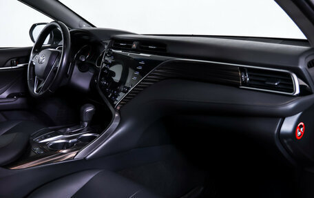 Toyota Camry, 2020 год, 3 340 000 рублей, 11 фотография