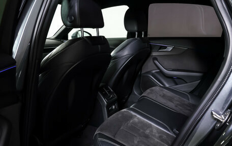 Audi A4, 2019 год, 3 200 000 рублей, 12 фотография