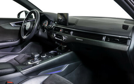 Audi A4, 2019 год, 3 200 000 рублей, 11 фотография