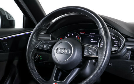 Audi A4, 2019 год, 3 200 000 рублей, 15 фотография