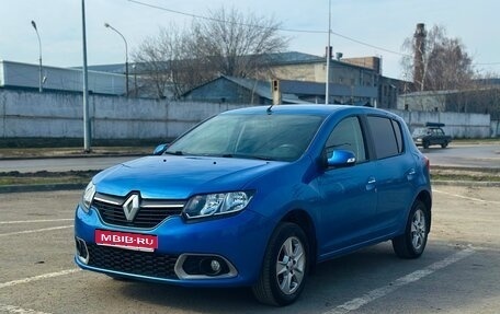 Renault Sandero II рестайлинг, 2014 год, 870 000 рублей, 1 фотография