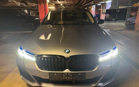 BMW 5 серия, 2020 год, 6 000 000 рублей, 10 фотография